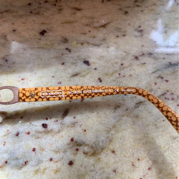 COACH SUNGLASSES - Picture 3 of 4